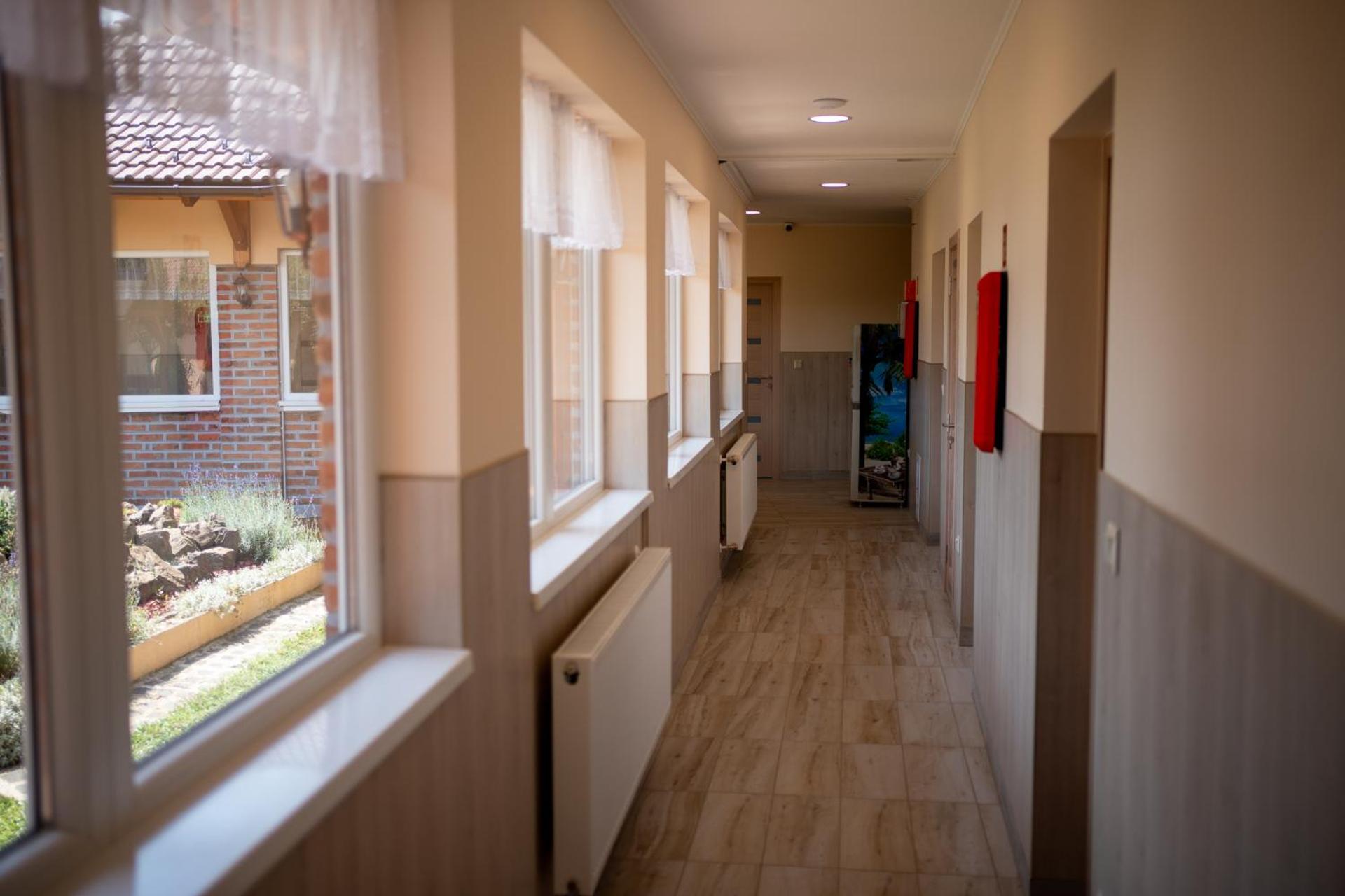 Holiday Apartmanhaz Jula Exterior foto