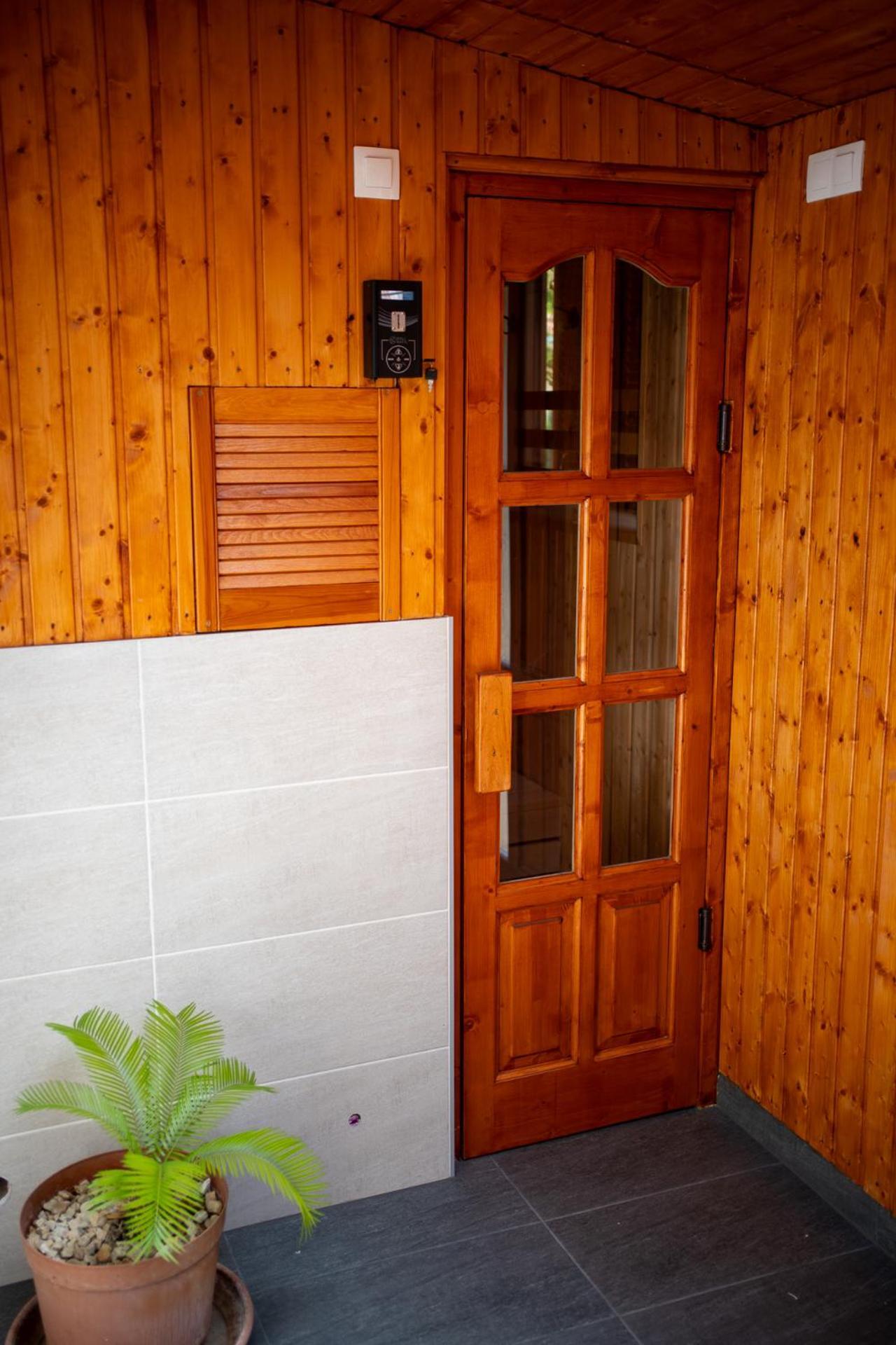 Holiday Apartmanhaz Jula Exterior foto